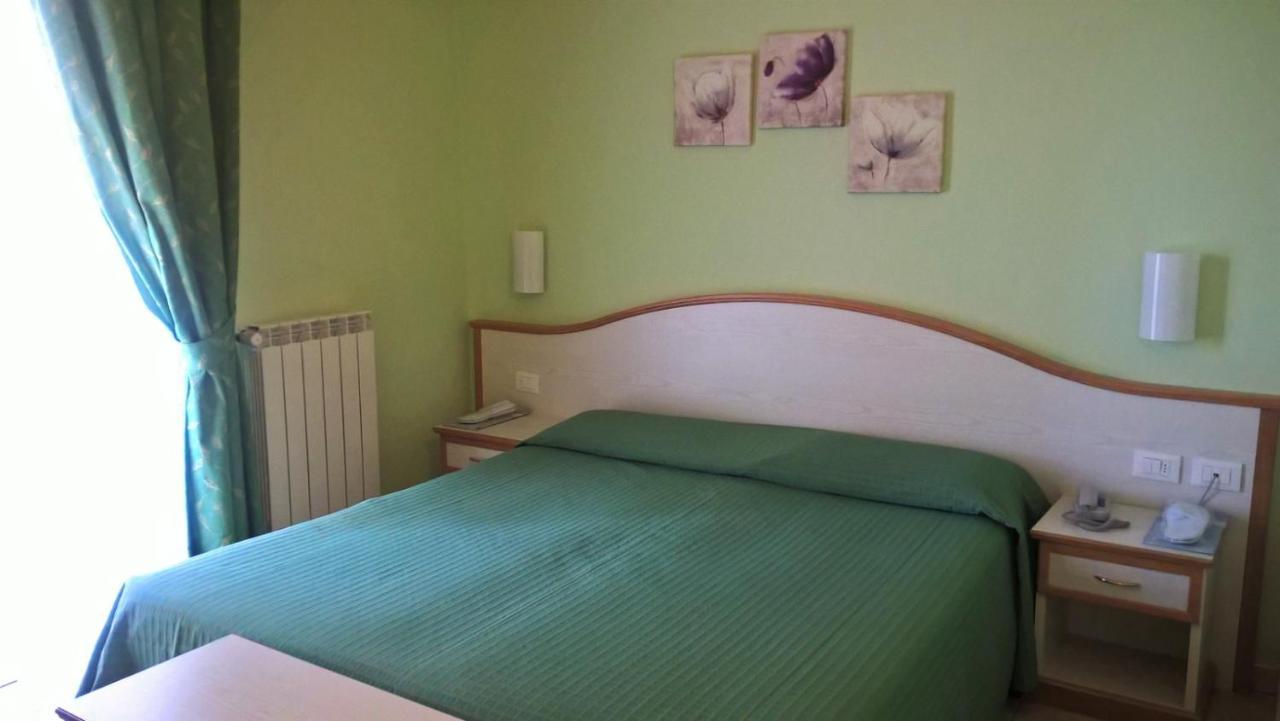 Hotel Moresco Marina dʼAndora